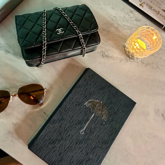 Meet your Posher, Janelle - Picture 2 of 16